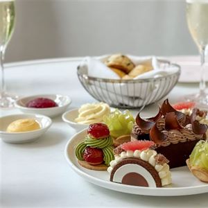 Autumn Afternoon Tea