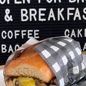 Famous Philly Cheesesteak Sandwhich