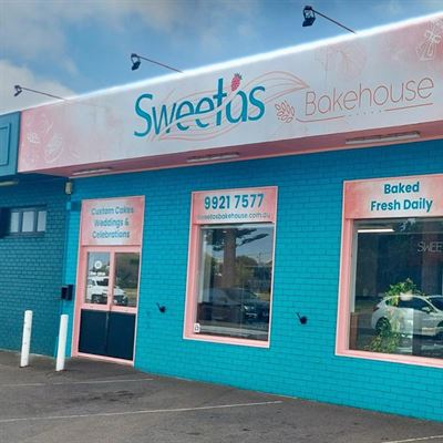 Skeetas Waterfront Restaurant