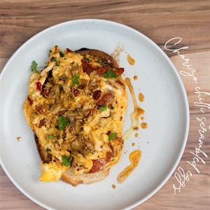 Chorizo Chili Scrambled Eggs!