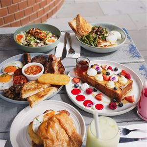 Breakfast Is Sorted At LUXE Rosebery!