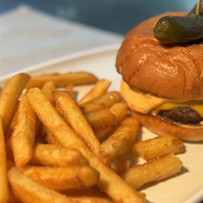 Fish Face Bar & Grill