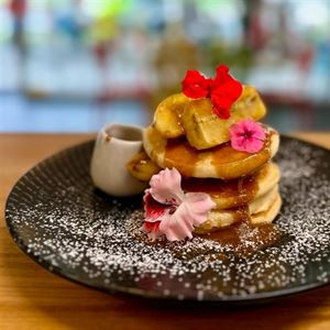 Warm up your winter at Zesty Lemon Cafe!