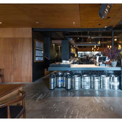 St Albi Bar & Eatery