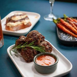  Bold Bites: Beef & Chorizo Meatballs Bring the Heat