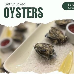 Shucked on the Spot: Fresh Oysters with a Splash of Sea