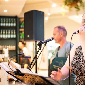 Every Saturday Dinner with live music