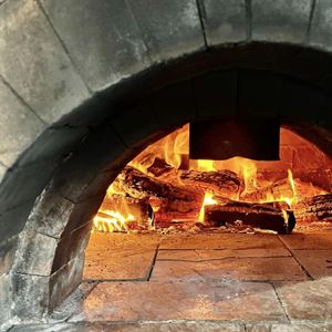 Woodfire Pizza in Penguin