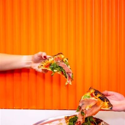 Knead Pizzeria