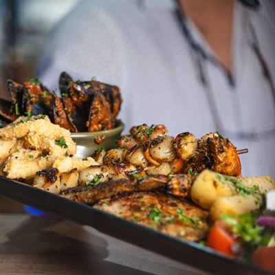 Mavs Greek Restaurant