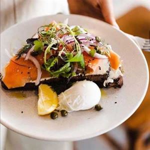 Seaside Breakfast at Estabar 
