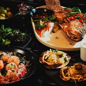 Bold Bites & Big Flavours at Knowhere