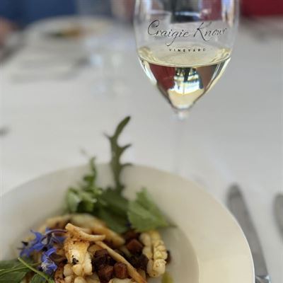 Flora's Restaurant