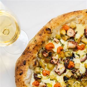 Learn the Art of Authentic Pizza with Valerio