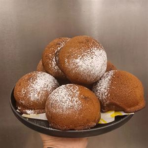 MANO DELI Weekends with housemade treats 