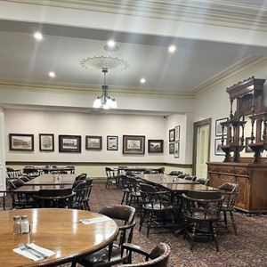 Admella Dining Room – Classic Dining
