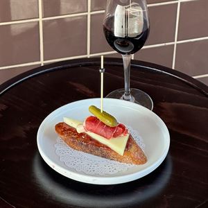 PINTXOS & POURS