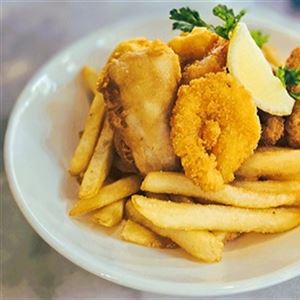 Lunch Special Seafood Basket