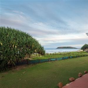 Dinners @ Donovans Surf Club Restaurant