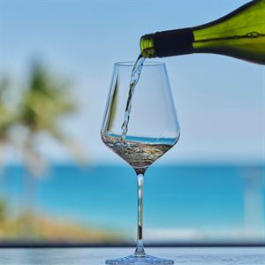 An Abundance of Wine Awaits at Sunset Bar & Grill