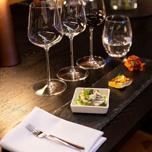 Discover Cultural Connections: Indigenous Wines & Native Flavours