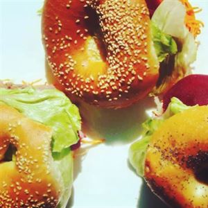 Culley’s Famous Horseshoe Rolls