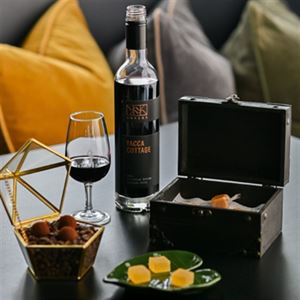 Playfully delicious petit fours