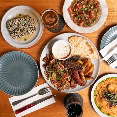 TAILOR MADE | Comfort Food & Coffee Bar