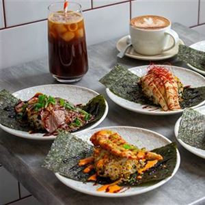 Authentic Japanese Dining at Daikokuten