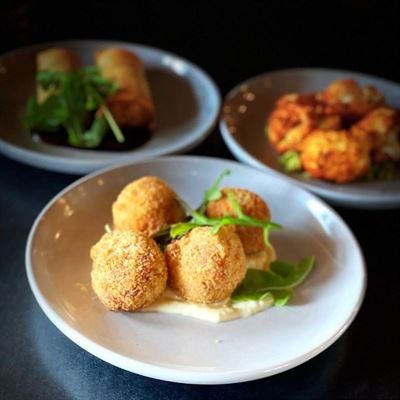 Wanera Wine Bar & Restaurant