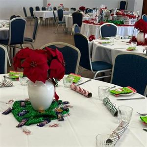 Forgot to Book? Last-Minute Christmas is Covered!