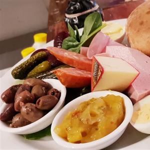 Sweet Treats & Brunch Favourites