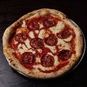 Authentic Wood-fired Pizza at 400 Gradi