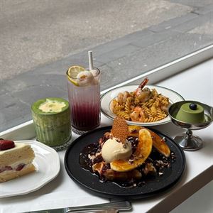 Summer at Tomo’s: A Fresh New Menu Awaits