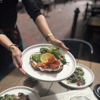 Tomo's Little Collins