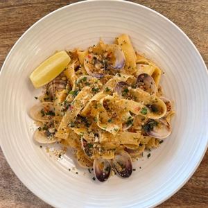 Pasta & Wine Special