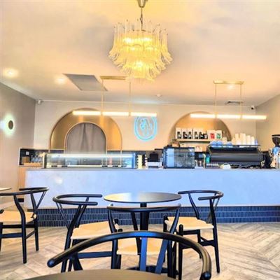 Aroma & Tea Patisserie