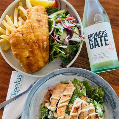 Skeetas Waterfront Restaurant