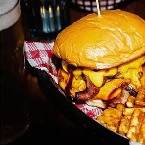 Burgers & Good Times at Pappy’s