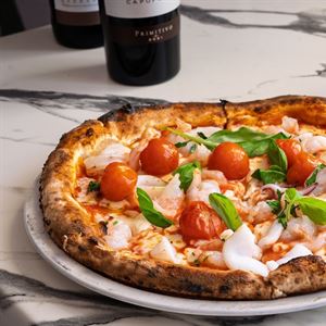 Classic Italian Pizzas at La Milano Italian