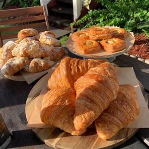 Fresh Flavours, Warm Welcome