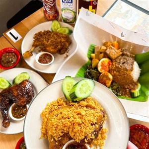 Home-Style Indonesian Cuisine 
