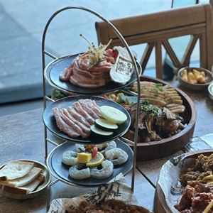 Chinese New YearBBQ&HOT POT Celebration