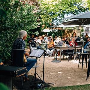 Live Music – Every Sunday