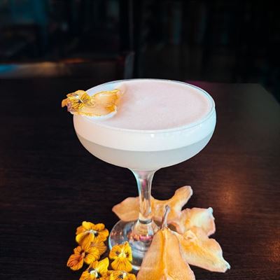 Fiorita Wine Bar & Restaurant