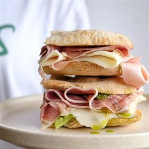 Freshly Made Sandwiches & Café Bites