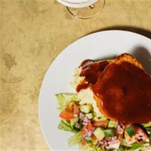 Monday Made Delicious: $16 Schniddy & $8 Drinks