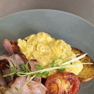 Breakfast With Us at Fare Cravin