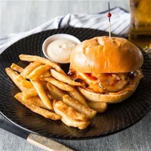 Hearty Meals, Scenic Vibes