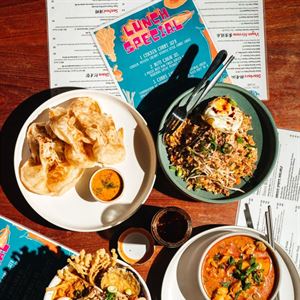 Lunchtime Favourites At Bowl Bowl